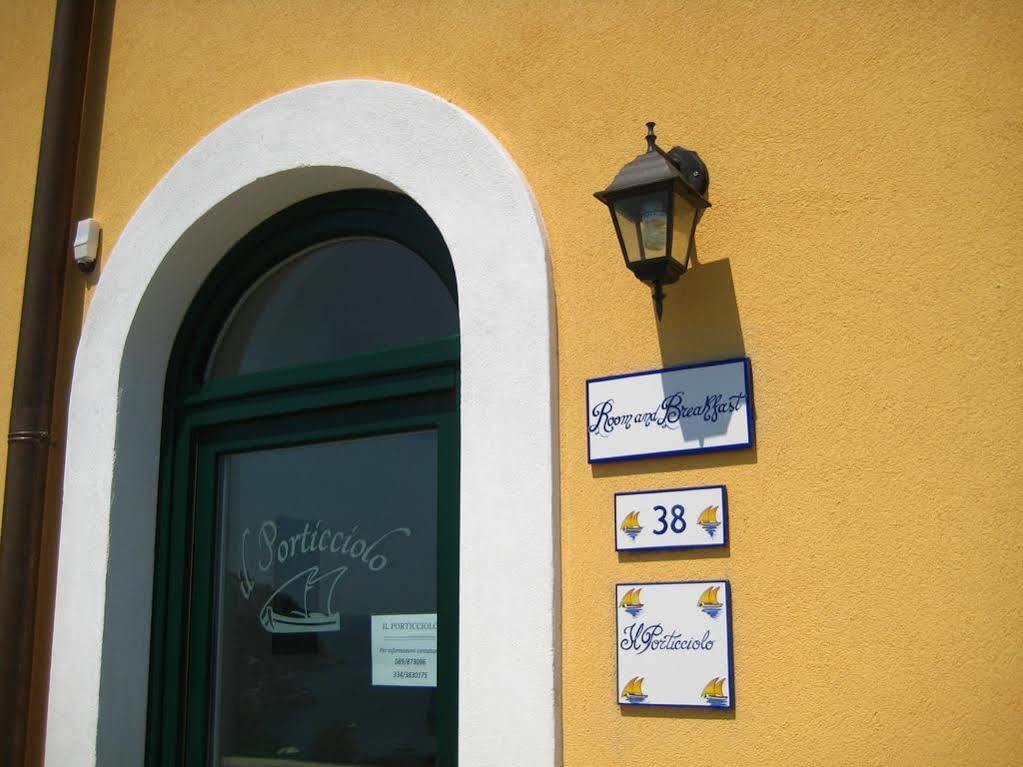 B&B Il Porticciolo Di Amalfi Bagian luar foto